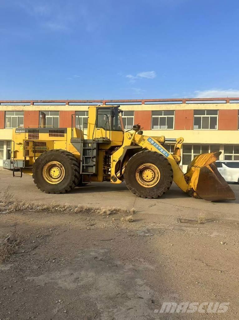 Komatsu WA 600-6 Wheel loaders