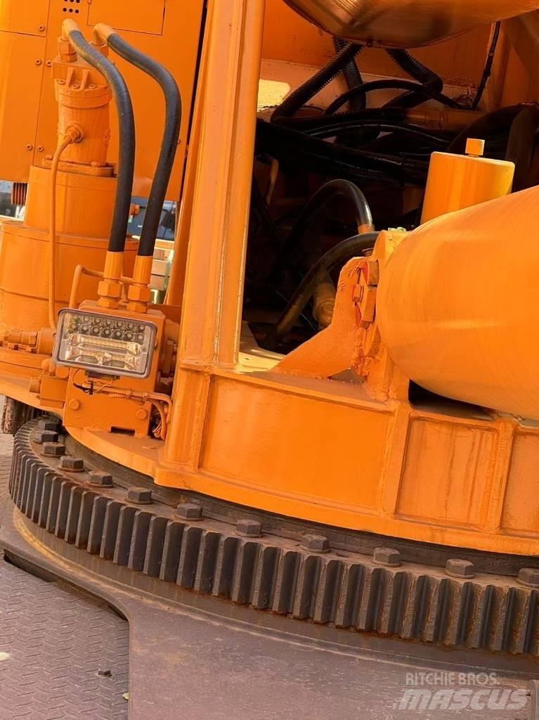 XCMG QY 25 K All terrain cranes