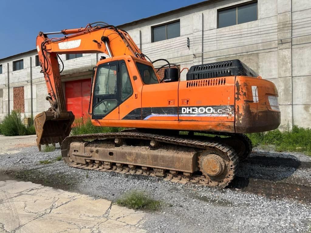 Doosan DH300 Crawler excavators