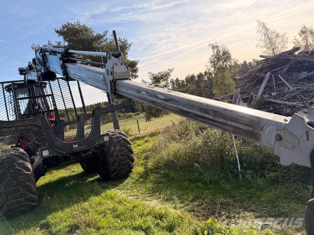 Komatsu 845 Forwarders