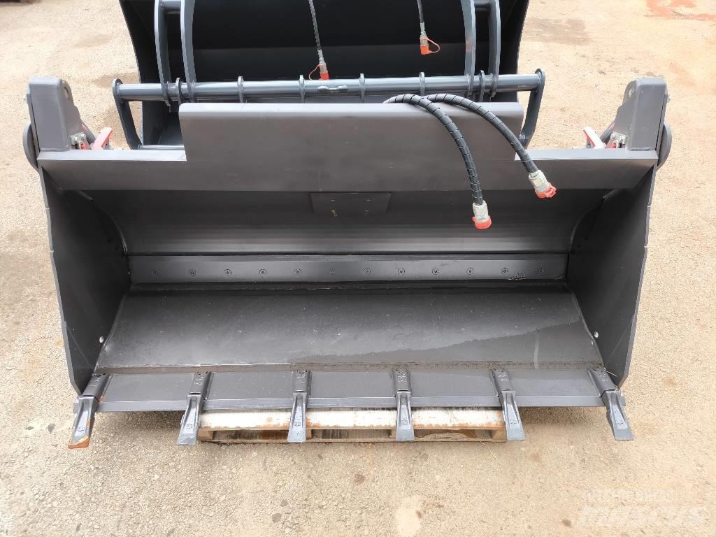 Mecalac 0.65m3 4in1 Buckets