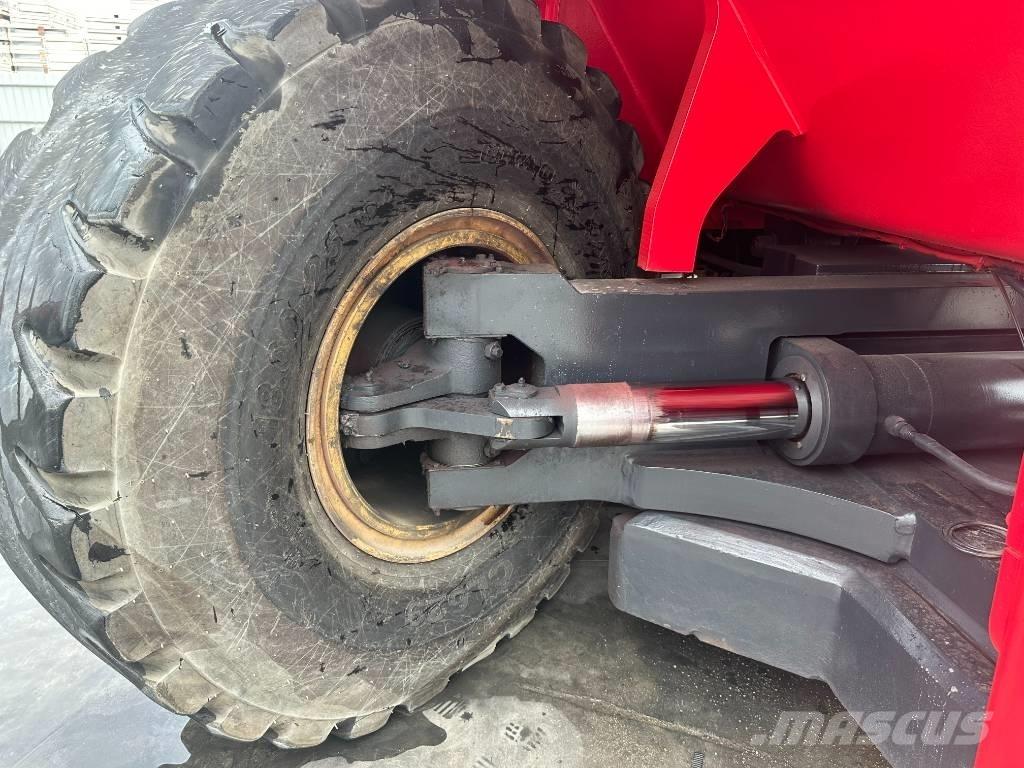 Kalmar DRF 450 Reach stackers