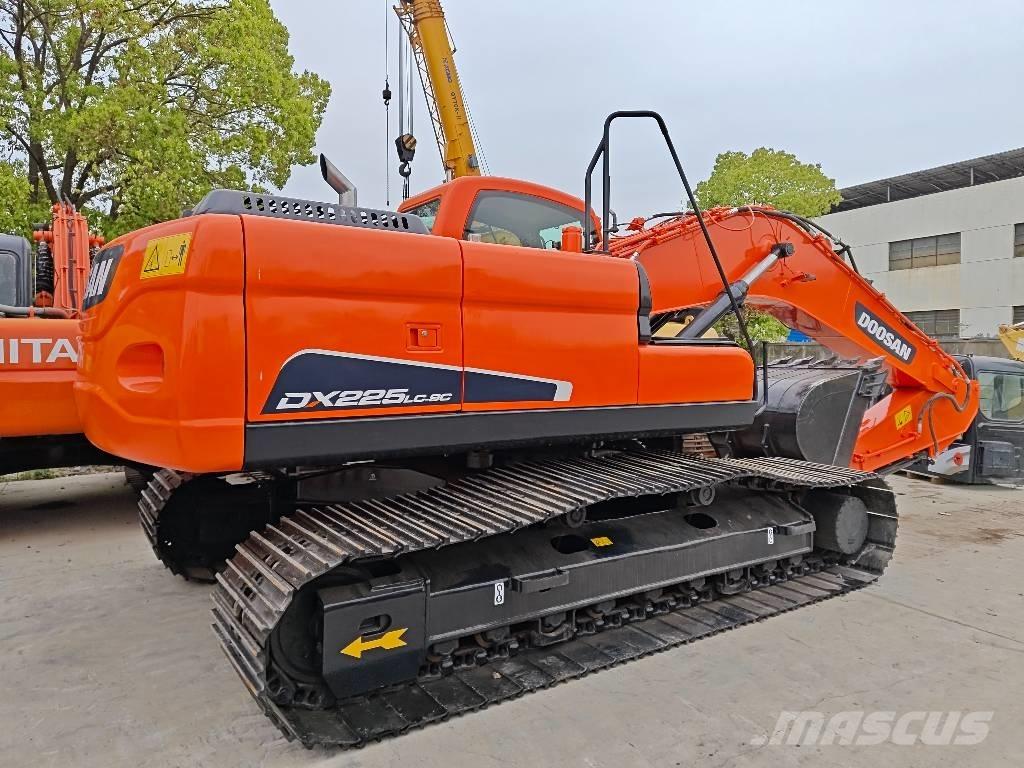 Doosan DX 225 LC-9C Crawler excavators