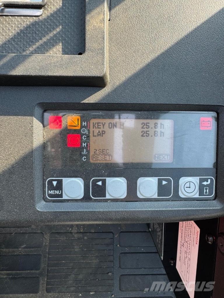 Toyota Tonero 18 Diesel trucks