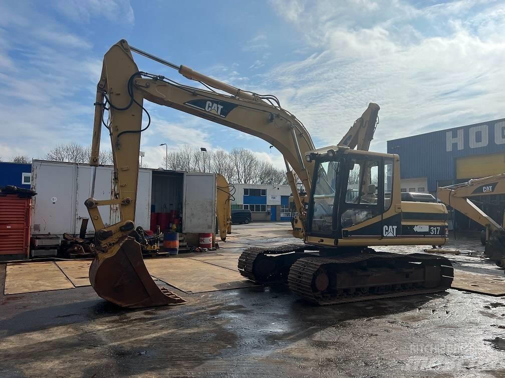CAT 317 Crawler excavators