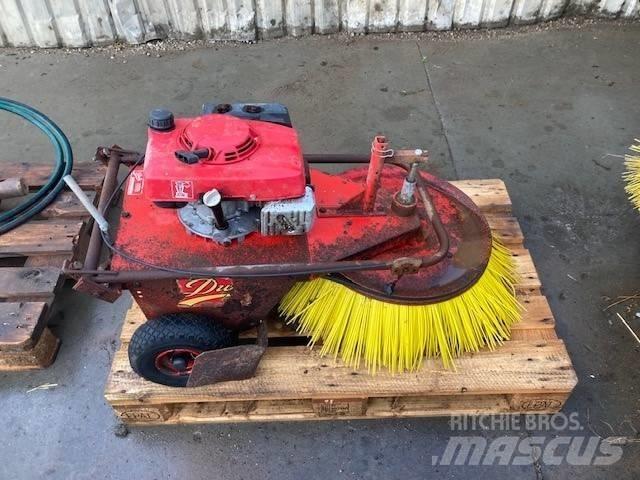 Duks fliserenser Farm machinery