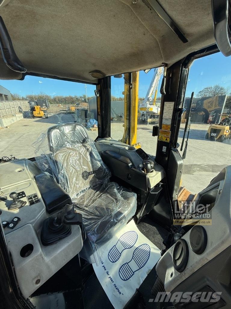 CAT D 6 N LGP Crawler dozers