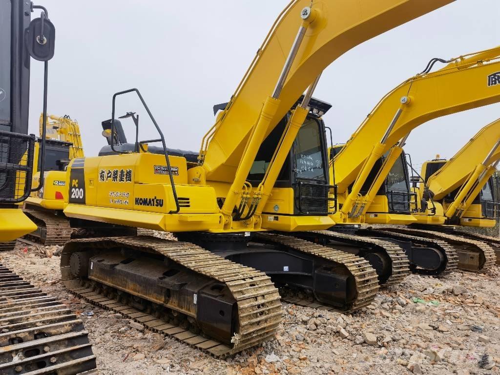 Komatsu PC 200-8 Crawler excavators