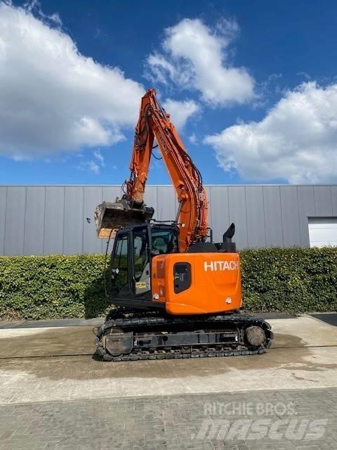 Hitachi 135US-6 Crawler excavators