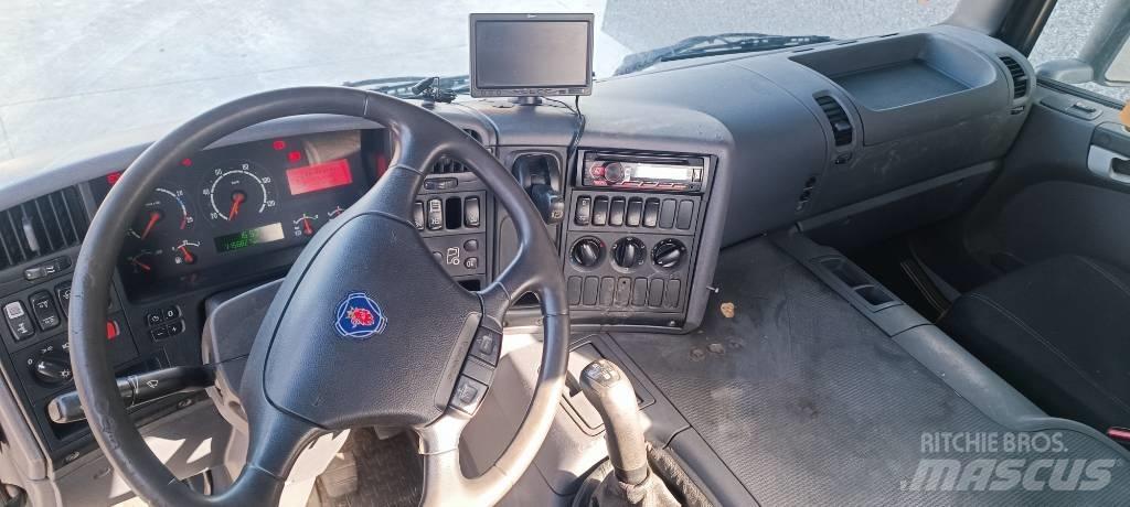 Scania P 310 Truck mounted cranes