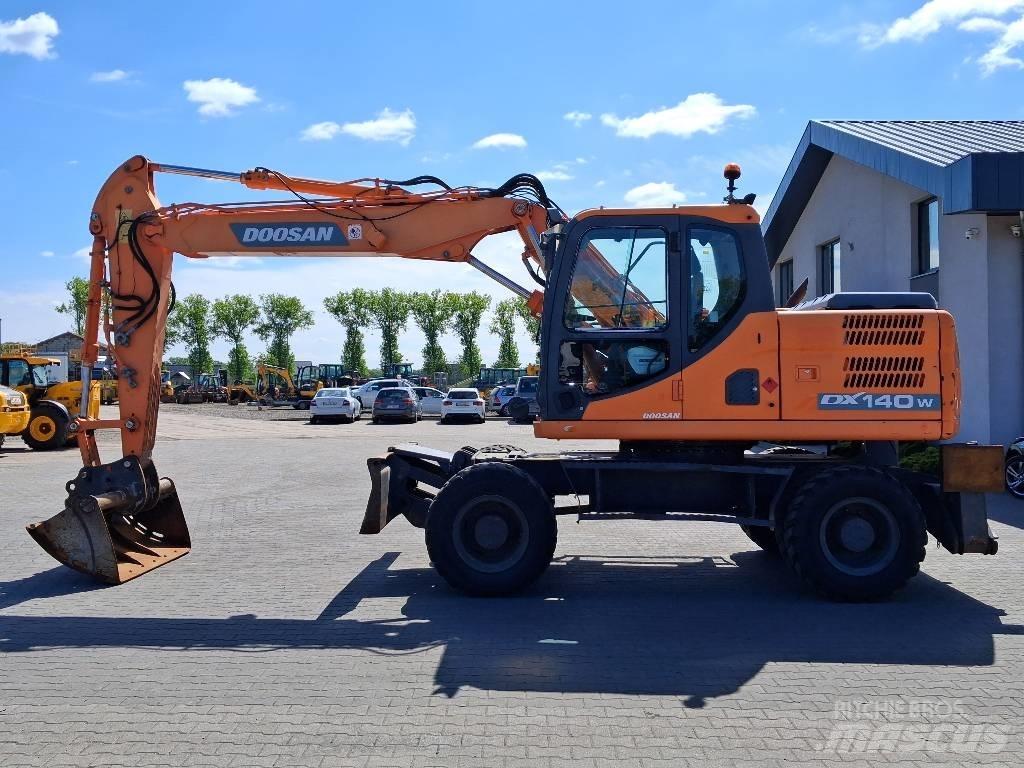 Doosan DX 140 W-3 Wheeled excavators