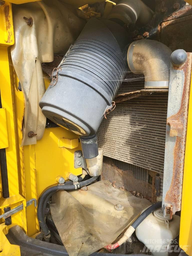 Komatsu PC138US-8 Crawler excavators