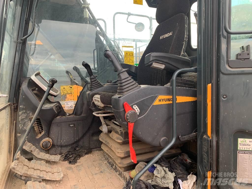 Hyundai HX220A L Crawler excavators
