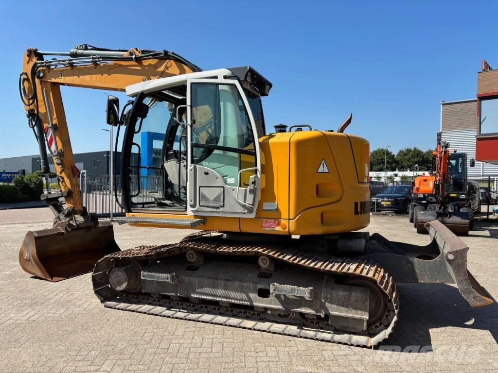 Liebherr R 914 Crawler excavators