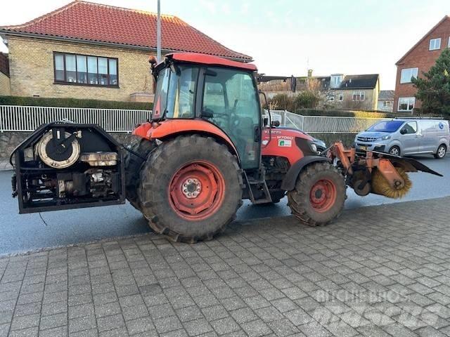 Kubota 7060M Tractors