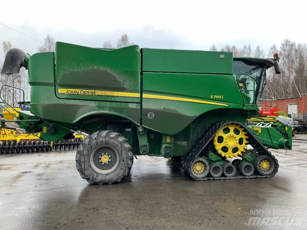 John Deere S 785i Combine harvesters