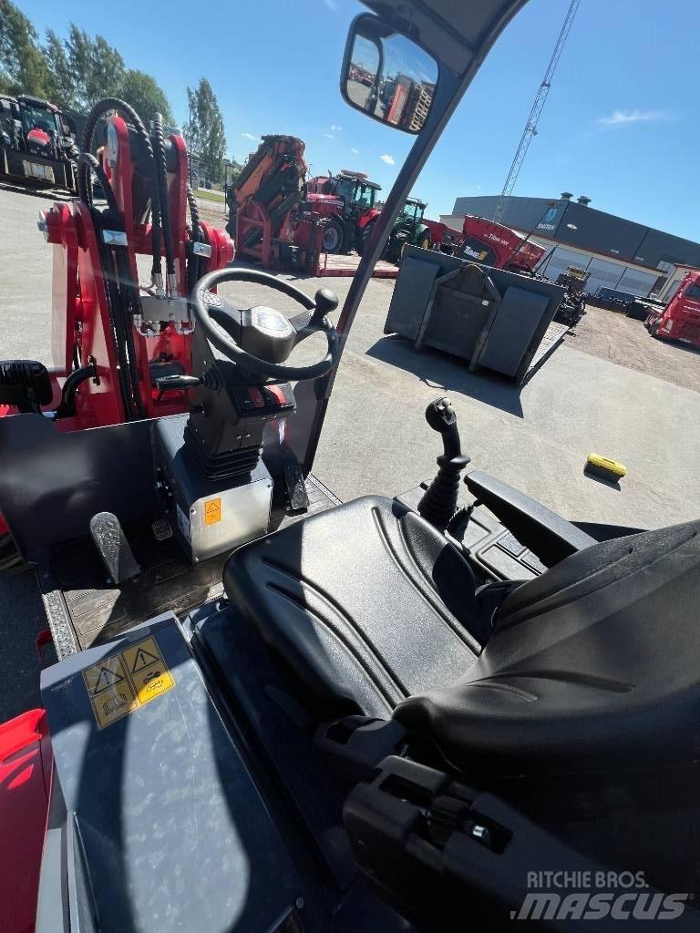 Flexitrac 1226 LRF Multi-purpose loaders