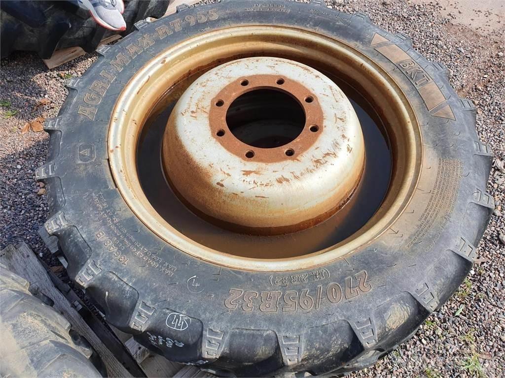 BKT 270/95R32 x2 Tyres, wheels and rims