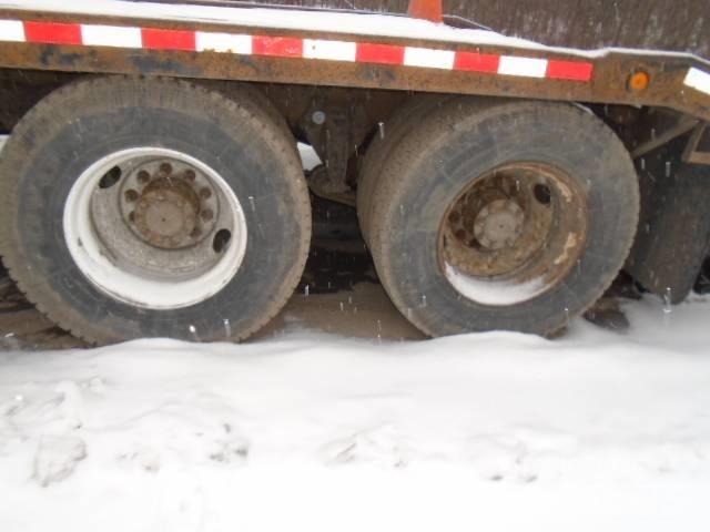 Sterling L 9500 Flatbed / Dropside trucks