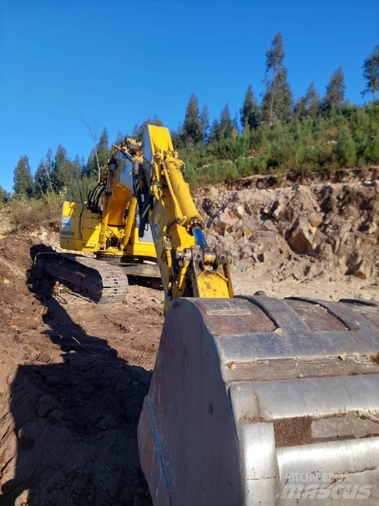 Komatsu PC 228 LC-3 Crawler excavators