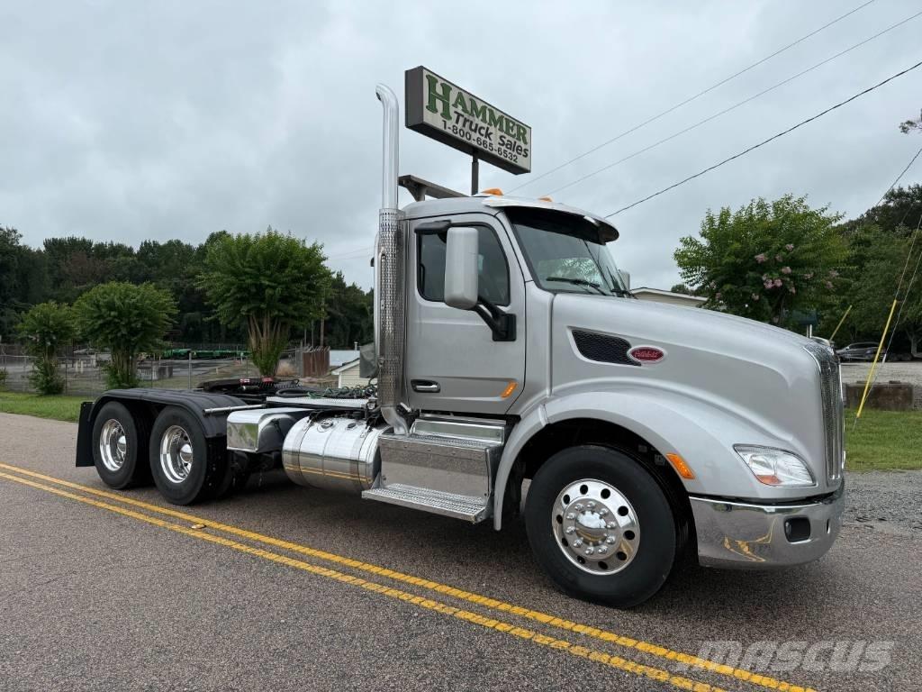Peterbilt 579 Prime Movers