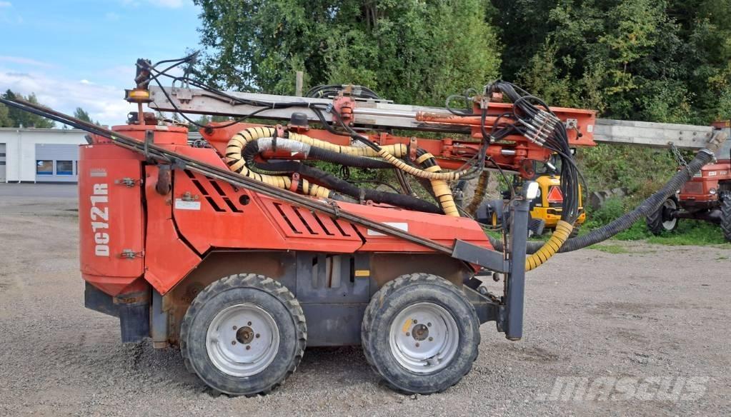 Sandvik DC 121R Surface drill rigs