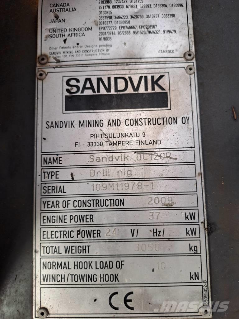 Sandvik DC 121R Surface drill rigs