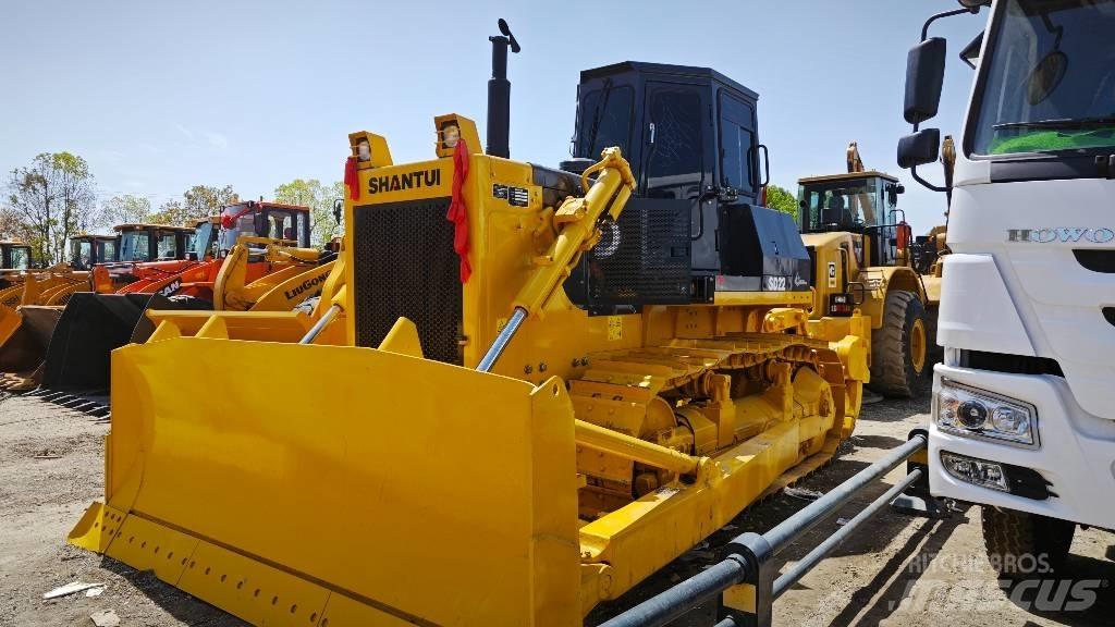 Shantui SD 22 Crawler dozers