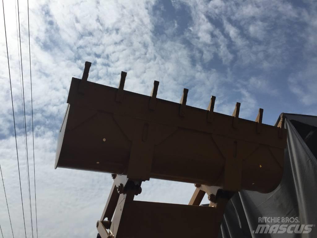 CAT 416 E Backhoe