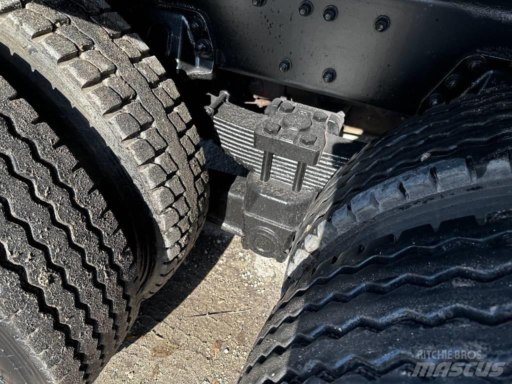 Sterling L 7500 Commercial vehicle