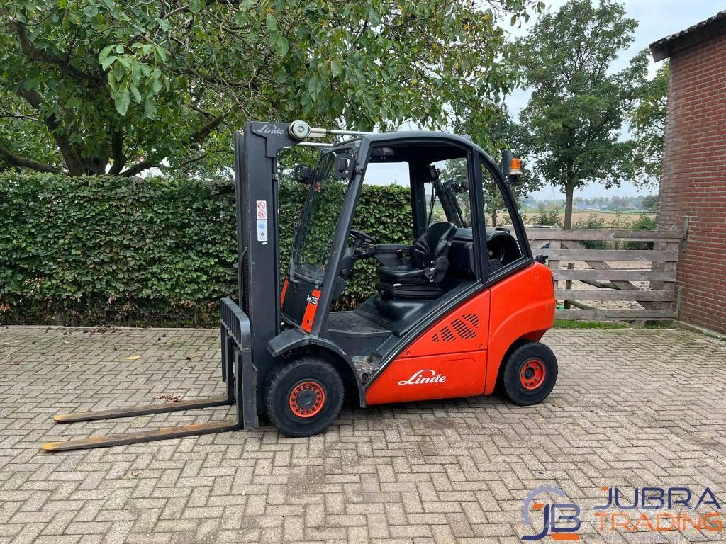 Linde H25T LPG trucks