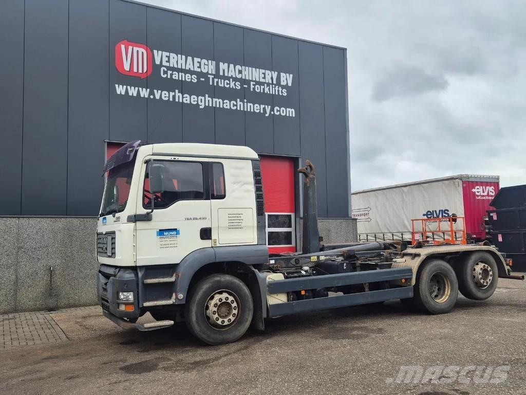 MAN 26 430 Hook lift trucks