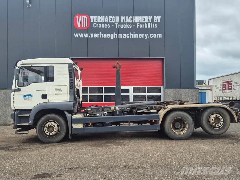 MAN 26 430 Hook lift trucks