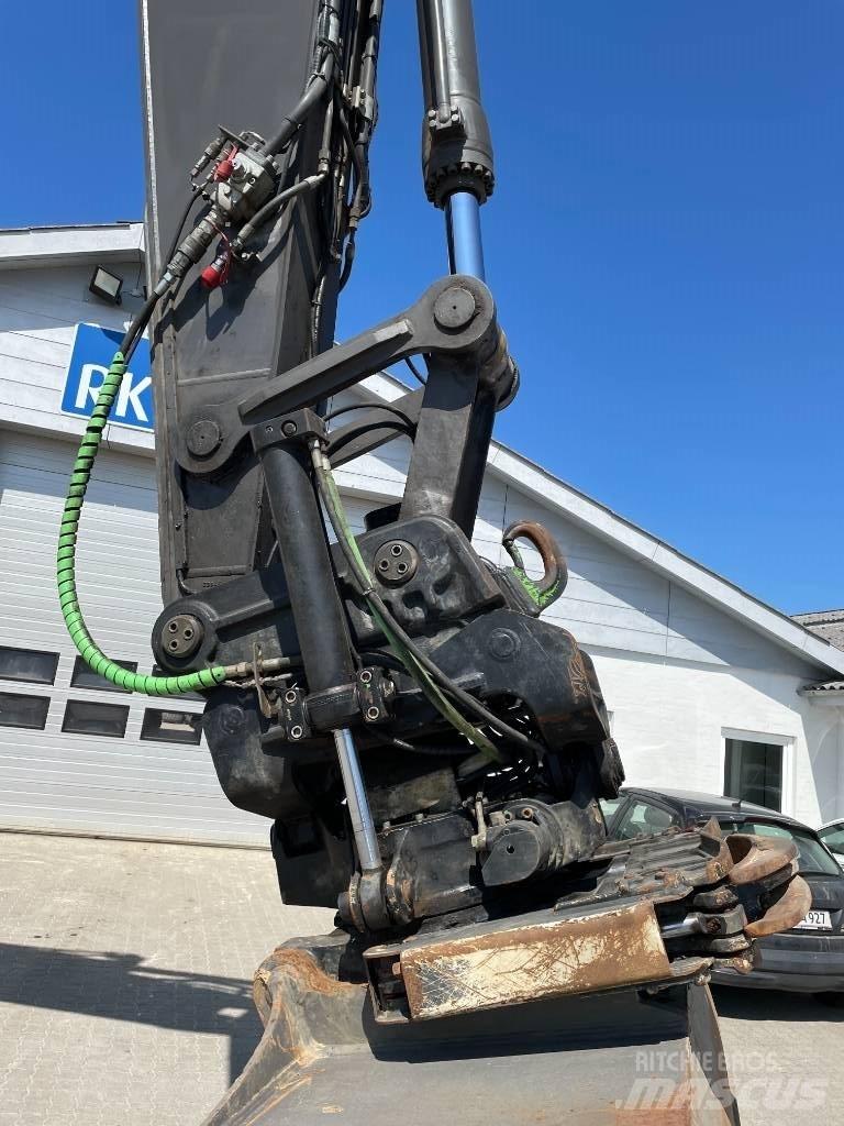 Volvo EC 250 E Crawler excavators