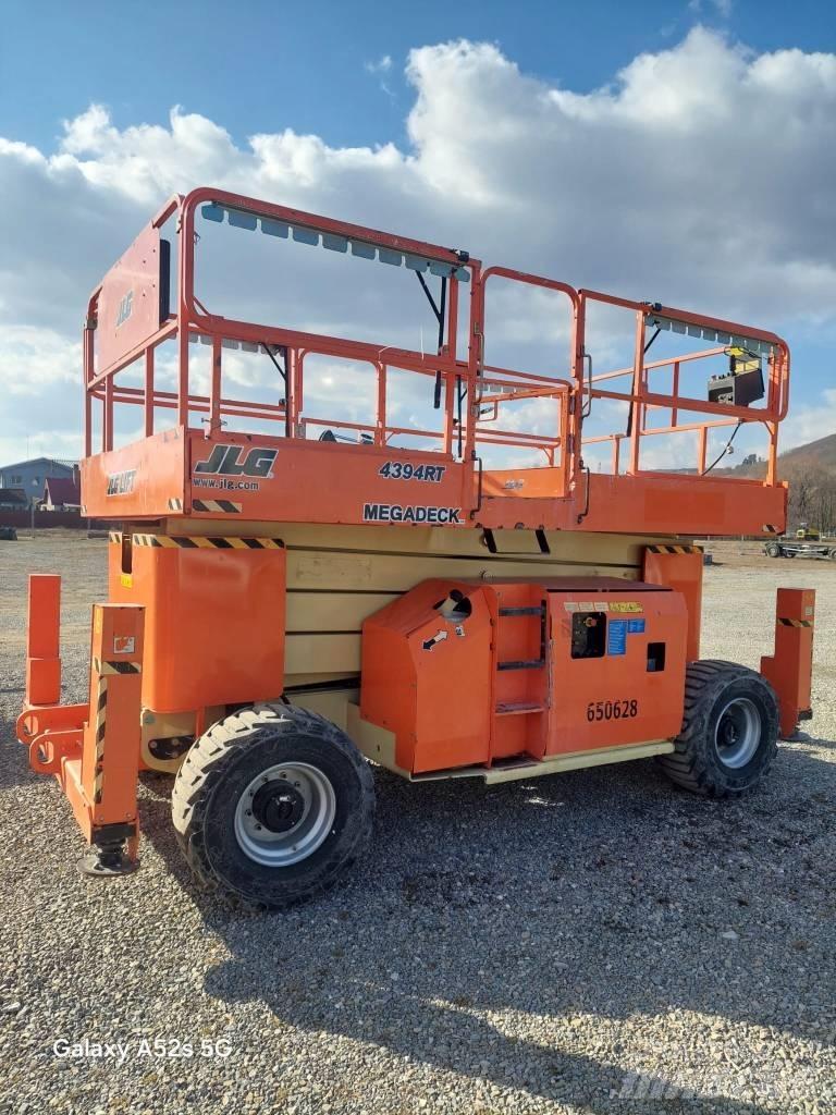 JLG 4394 RT Scissor lifts