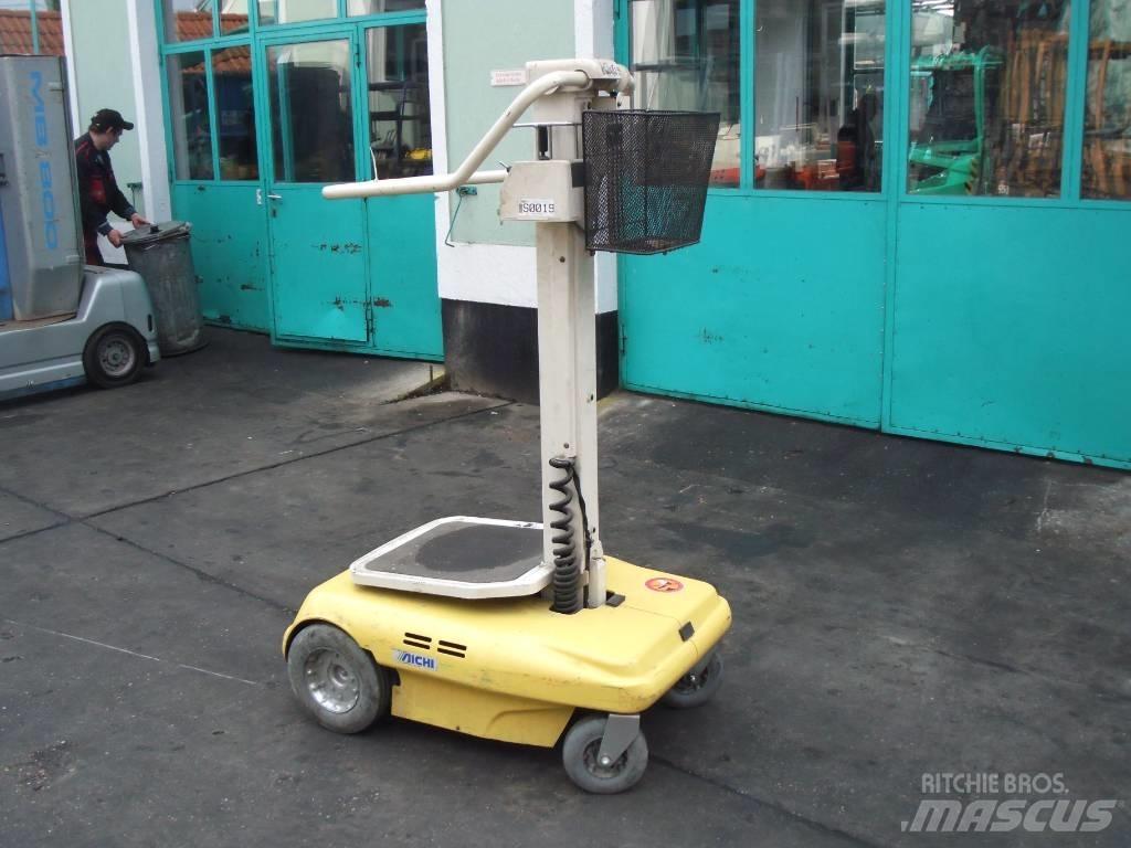 Aichi SX015      V-1650 Used Personnel lifts and access elevators