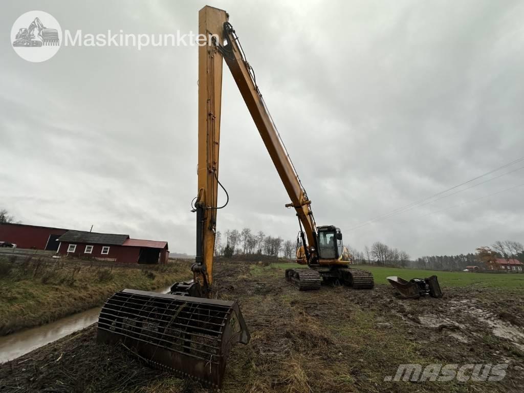 JCB JS 220 LC Crawler excavators
