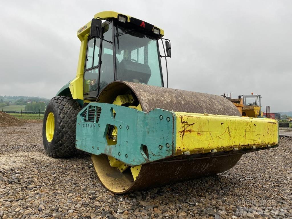 Ammann ASC 110 Single drum rollers