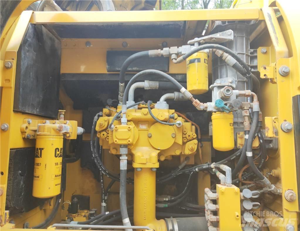 CAT 329 D Crawler excavators