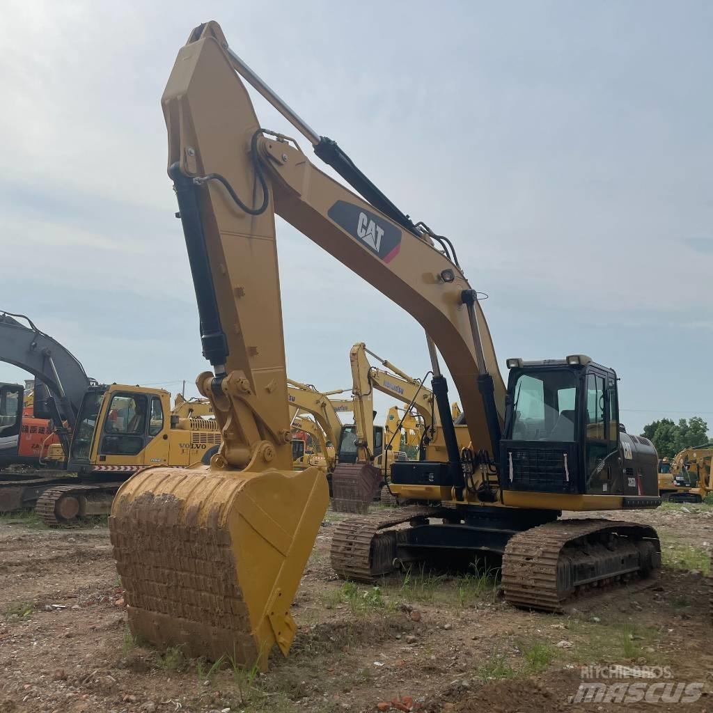CAT 326D2 Crawler excavators