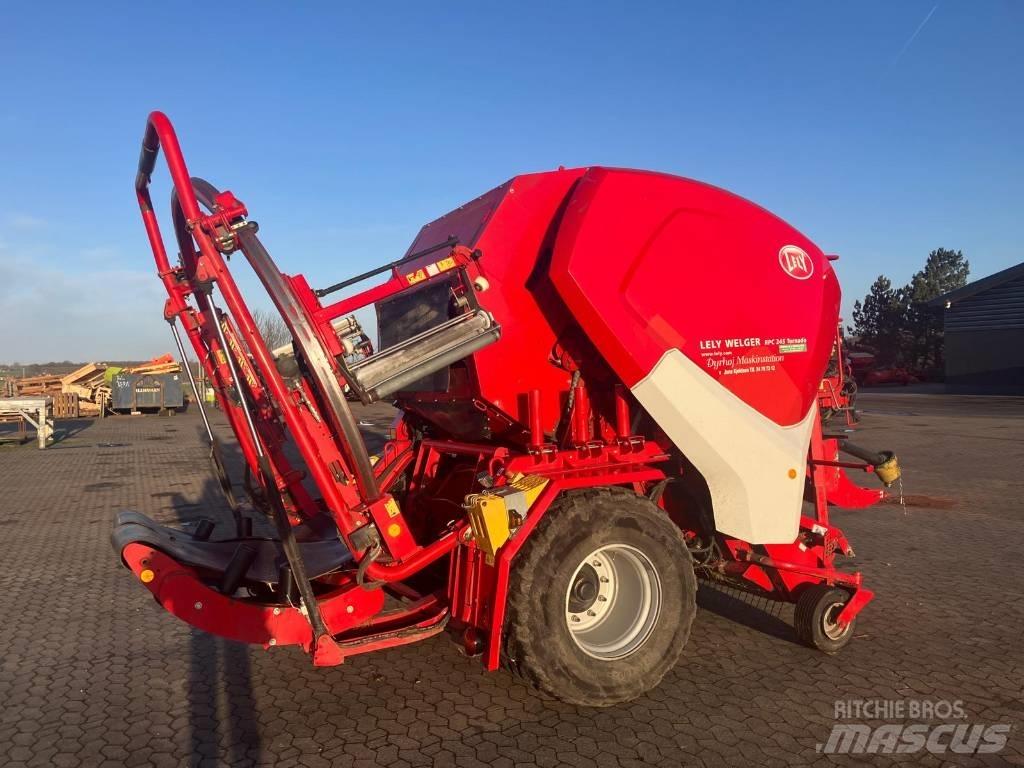 Lely Tornado 245 RP Round balers