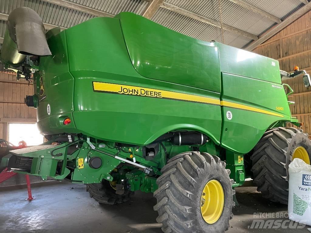 John Deere S 680i Combine harvesters