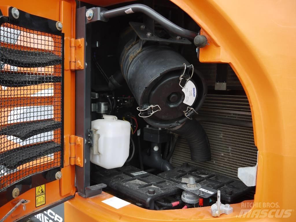 Doosan DX 140 LCR-5 Crawler excavators