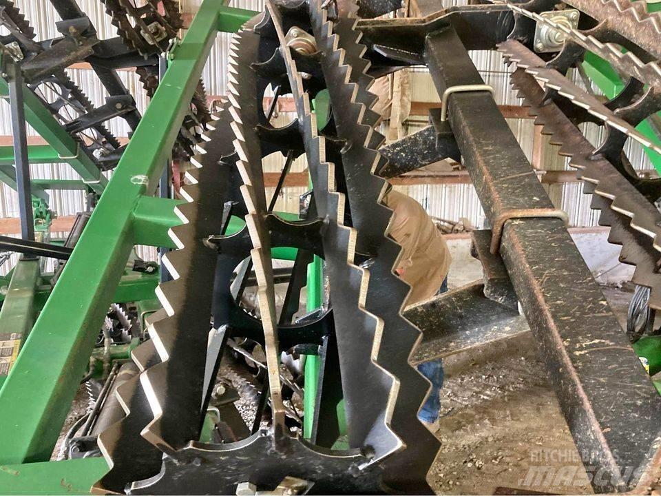 J&M TF 215 Harrows