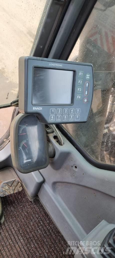 Volvo EC 210 B Crawler excavators