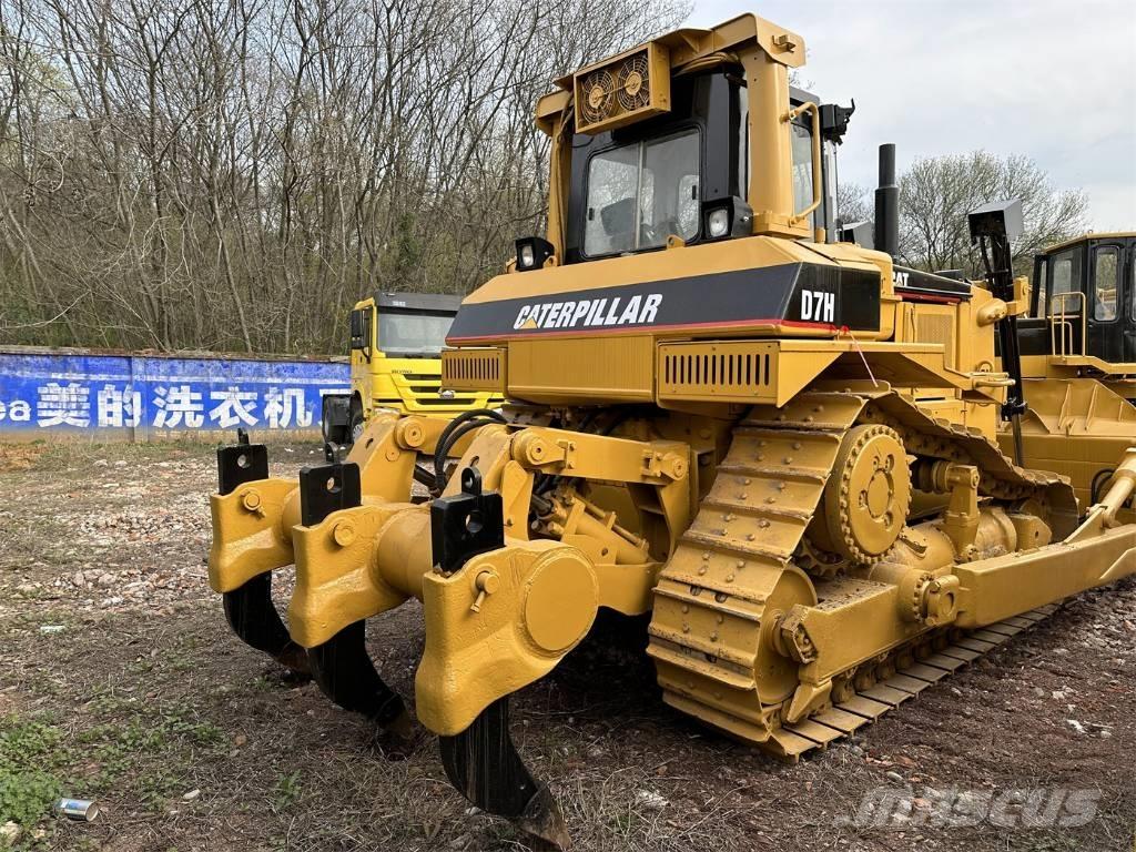 CAT D7H Crawler dozers