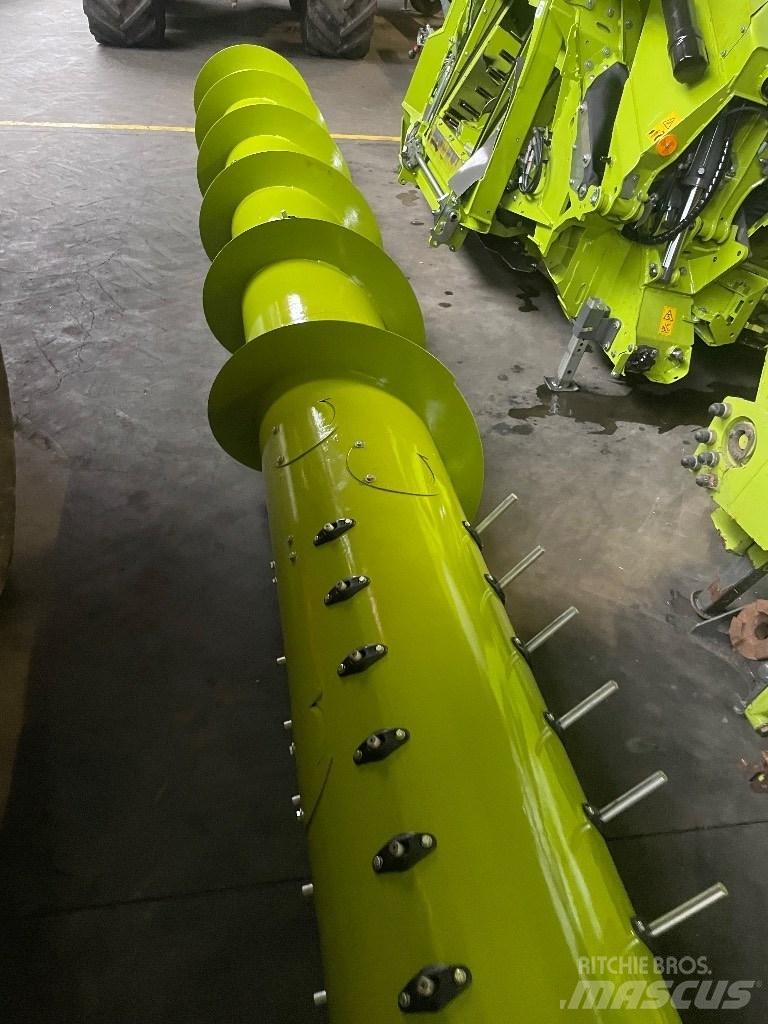 CLAAS Vario 930 Chassis and suspension
