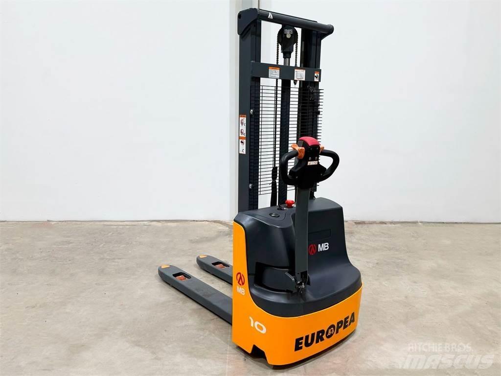 XEA 10 2S300 Pedestrian stacker