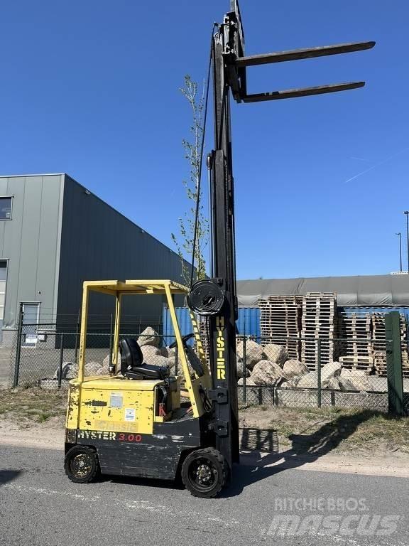Hyster e3.00xl Electric forklift trucks