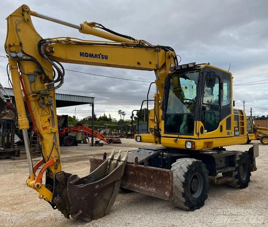 Komatsu PW148-8 Wheeled excavators